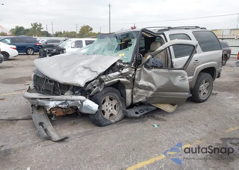 2002 Chevrolet Tahoe Lt z USA, uszkodzony, nr VIN 1GNEC13Z72J343096